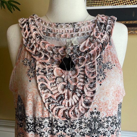 Cato Size M Pink Black White Top Sleeveless Loose Crochet Neckline - Picture 2 of 6